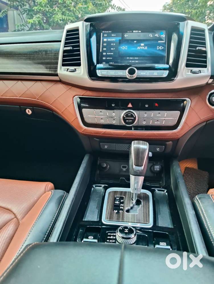 Mahindra Alturas G4 4wd At, 2022, Diesel