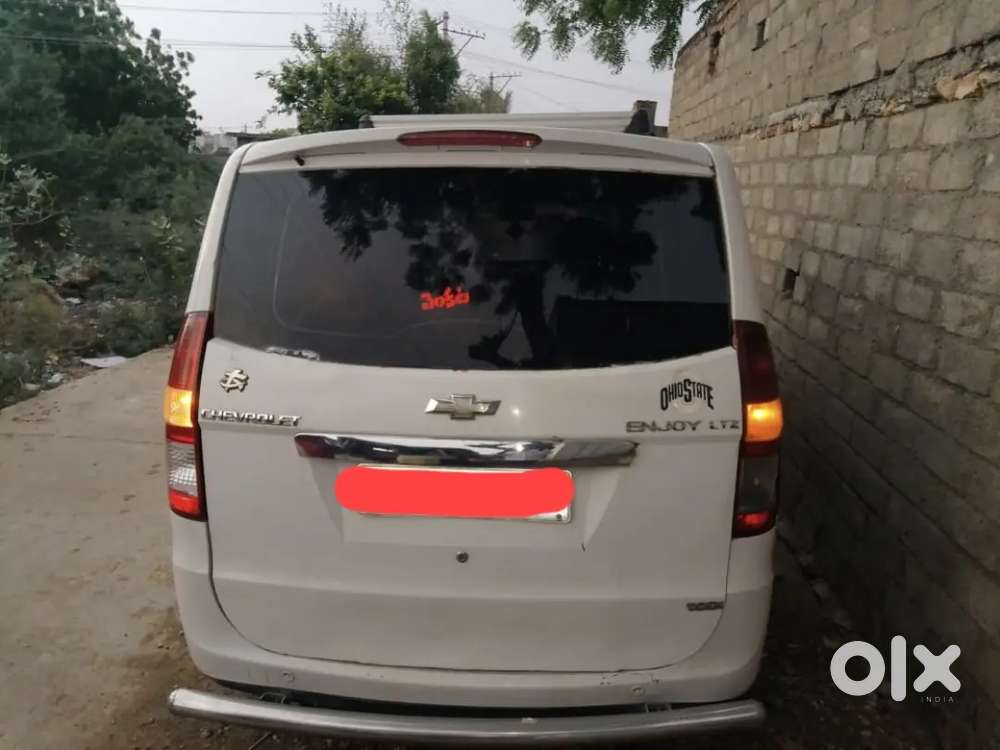 Chevrolet Enjoy 2017 Diesel 240000 Km Driven