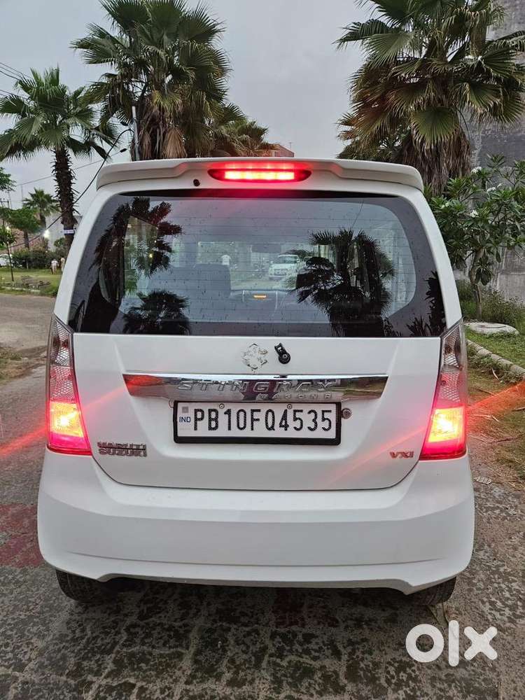 Maruti Suzuki Wagon R Stingray 2016 Petrol Well Maintained