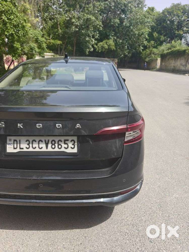 Skoda Slavia 1.0 Ambition Tsi At, 2022, Petrol