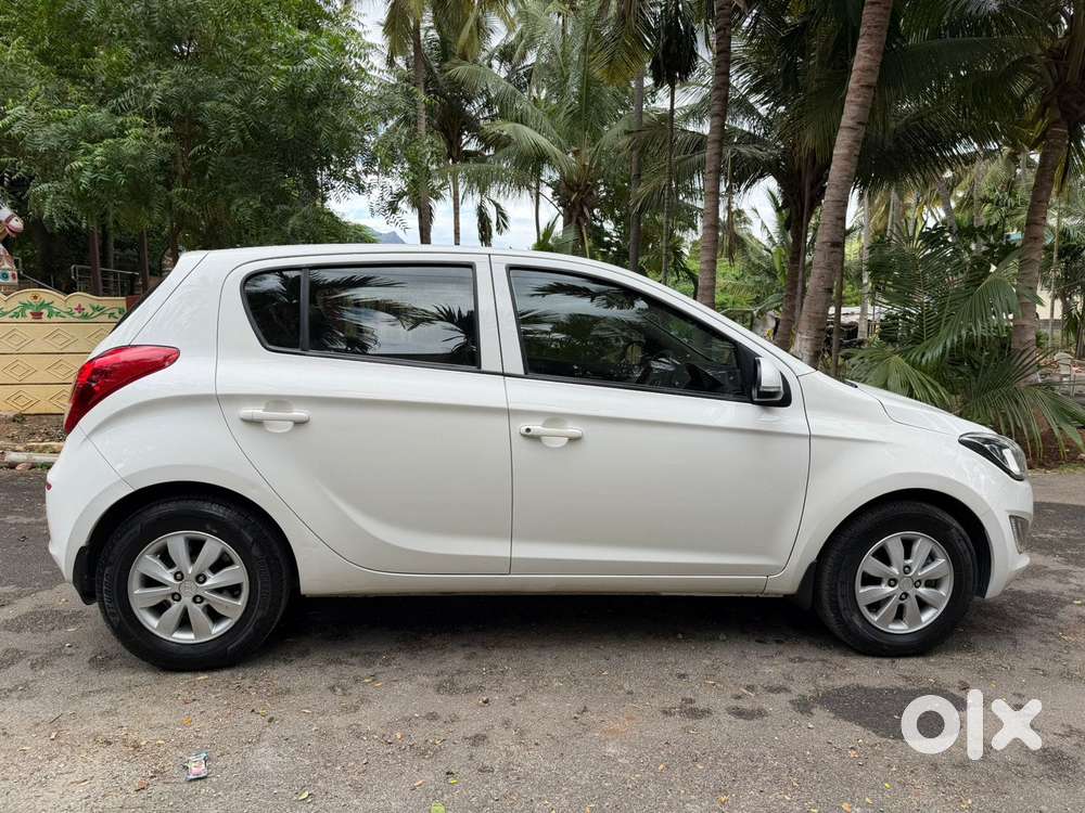Hyundai I20 Sportz Option 1.4 Crdi, 2012, Diesel