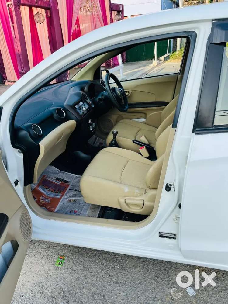 Honda Brio 2012 Petrol Well Maintained