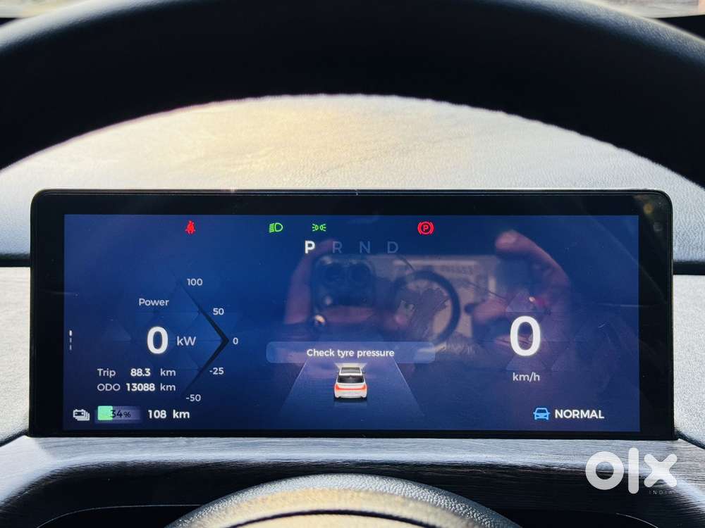 Mg Windsor Ev Essence, 2025, Electric