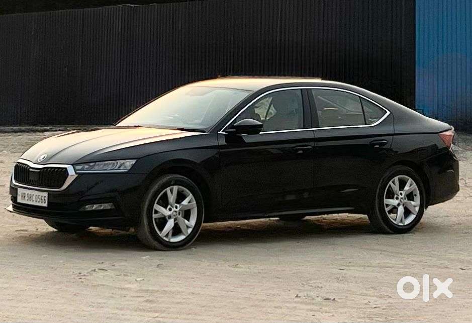 Skoda Octavia 1.8 Tsi At Style, 2021, Petrol