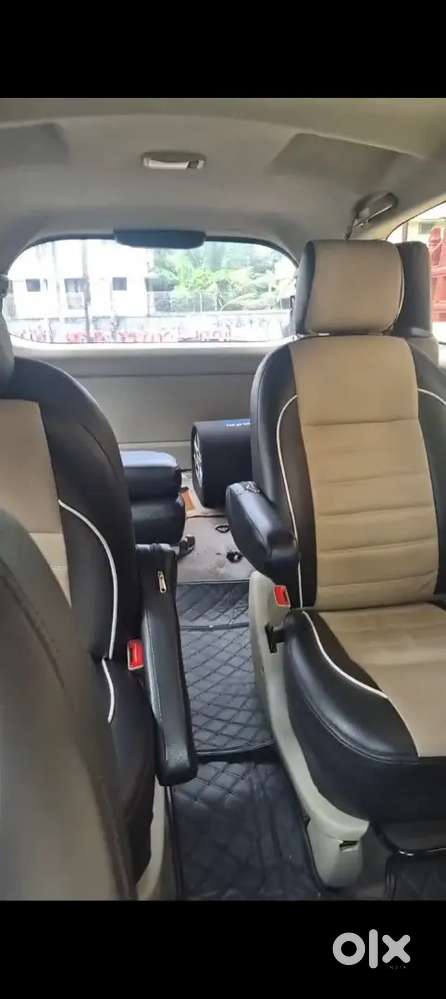 Toyota Innova 2013 Diesel Well Maintained, Full Showroom Service Hory