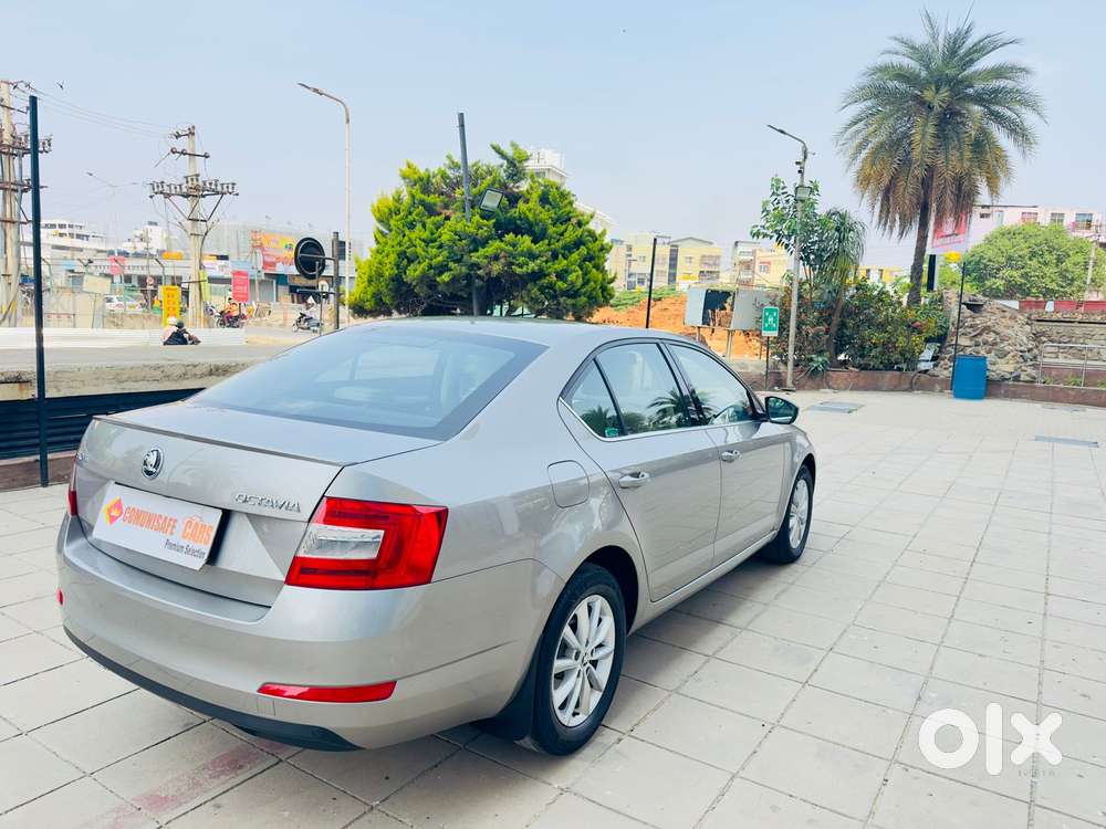 Skoda Octavia 2013-2017 Elegance 1.8 Tsi At, 2015, Petrol