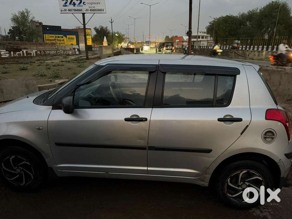 Maruti Suzuki Swift 2011 Petrol Well Maintained