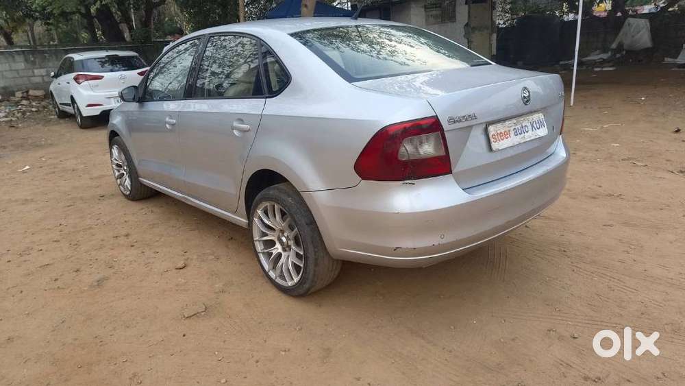 Skoda Rapid [2016-2020] 1.5 Style Plus Tdi At, 2016, Diesel