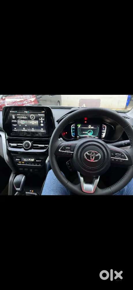 Clean Toyota Hyryder V Hybrid.