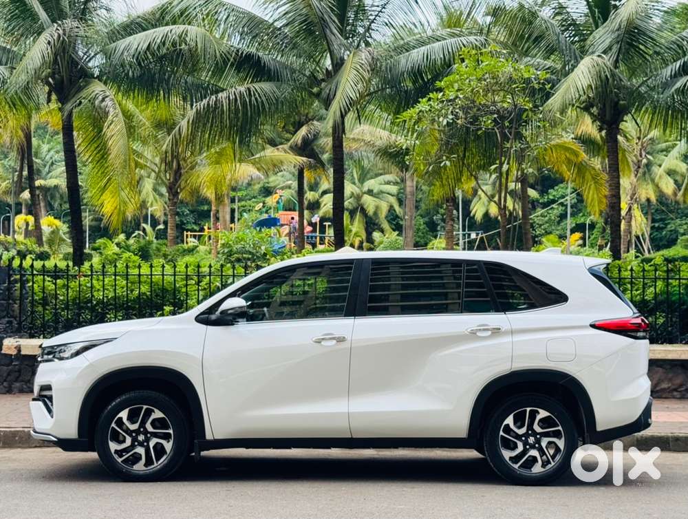 2025 Maruti Suzuki Invicto Alpha Plus Hybrid 7str