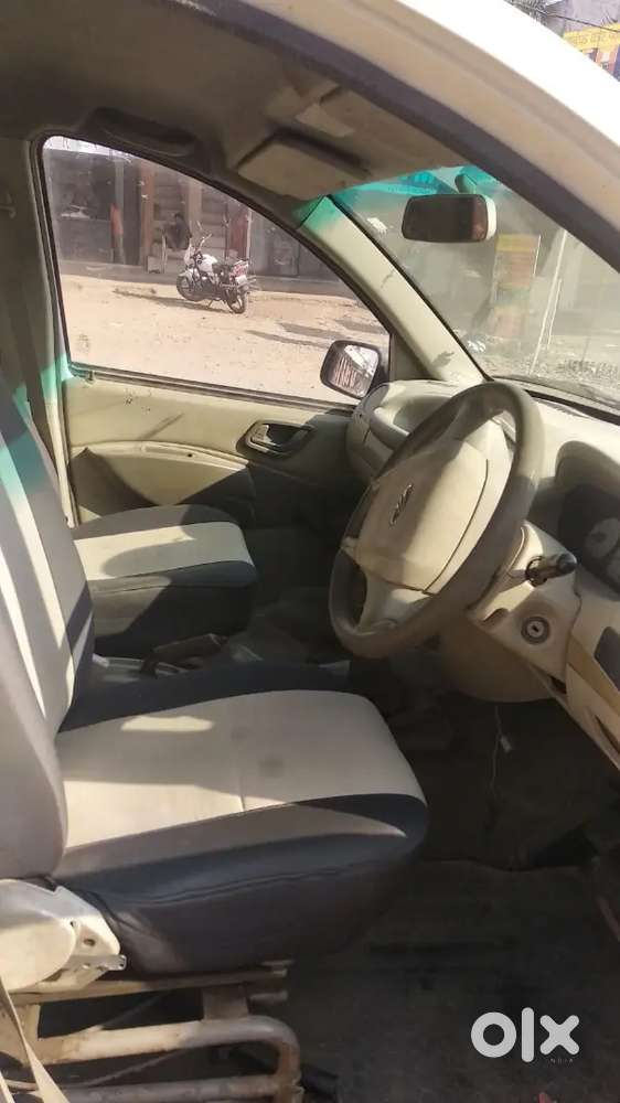 Mahindra Bolero Pik-up 2012