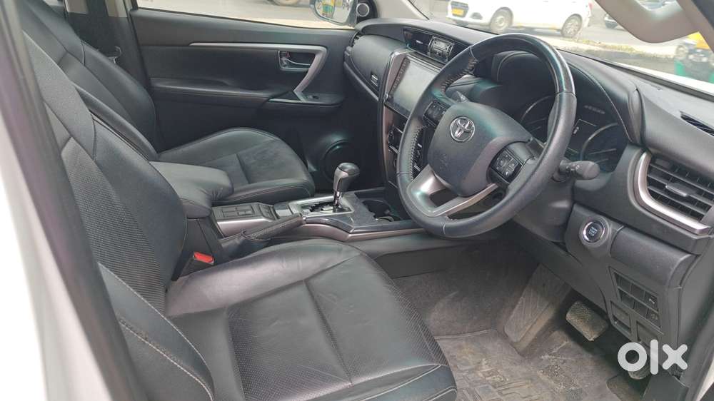 Toyota Fortuner 4x4 At, 2023, Diesel