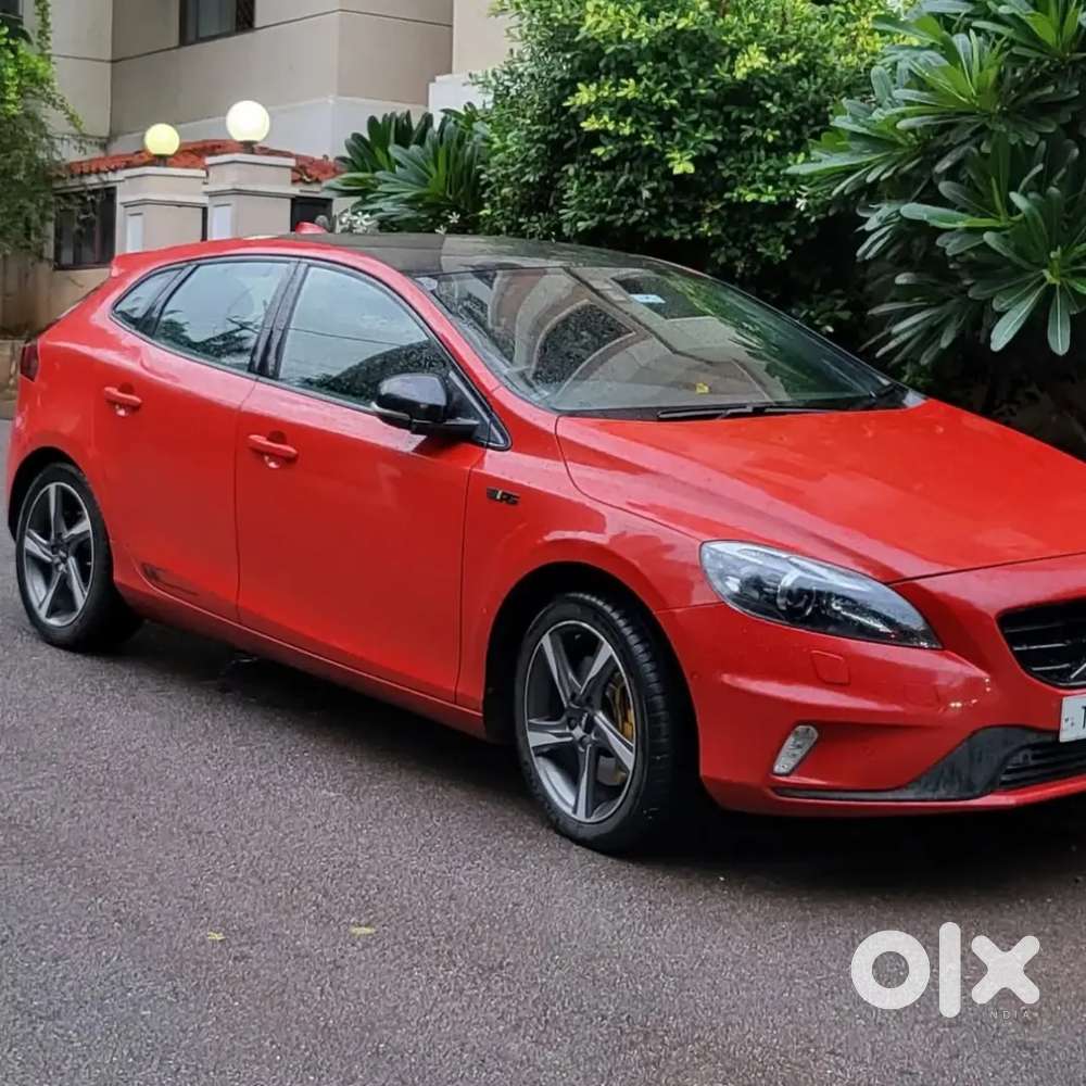 Volvo V40 2016 Diesel Well Maintained