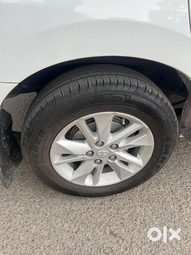 Toyota Innova Crysta 2.4 Gx Mt, 2020, Diesel