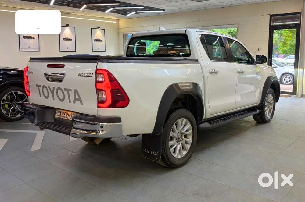 Toyota Hilux 2.8 High 4x4 Mt, 2023, Diesel