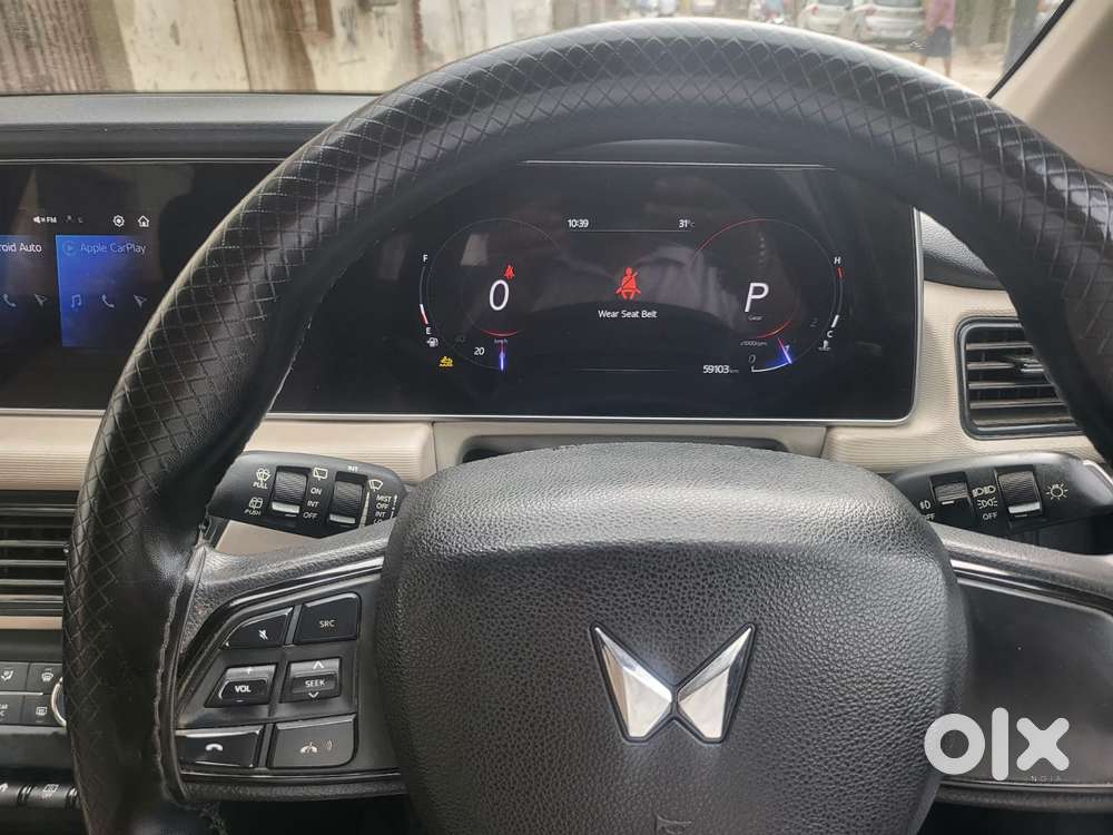 Mahindra Xuv700 2.2 Ax 5 Diesel At 7 Str, 2023, Diesel