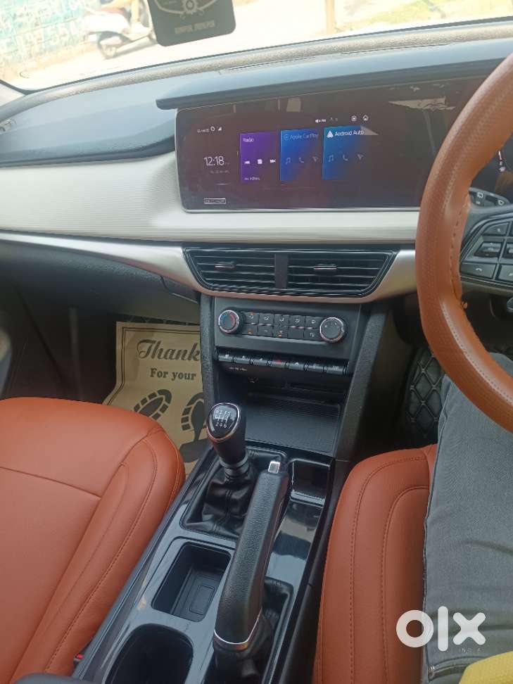 Mahindra Xuv700 2.2 Ax 5 Diesel Mt Str, 2022, Diesel