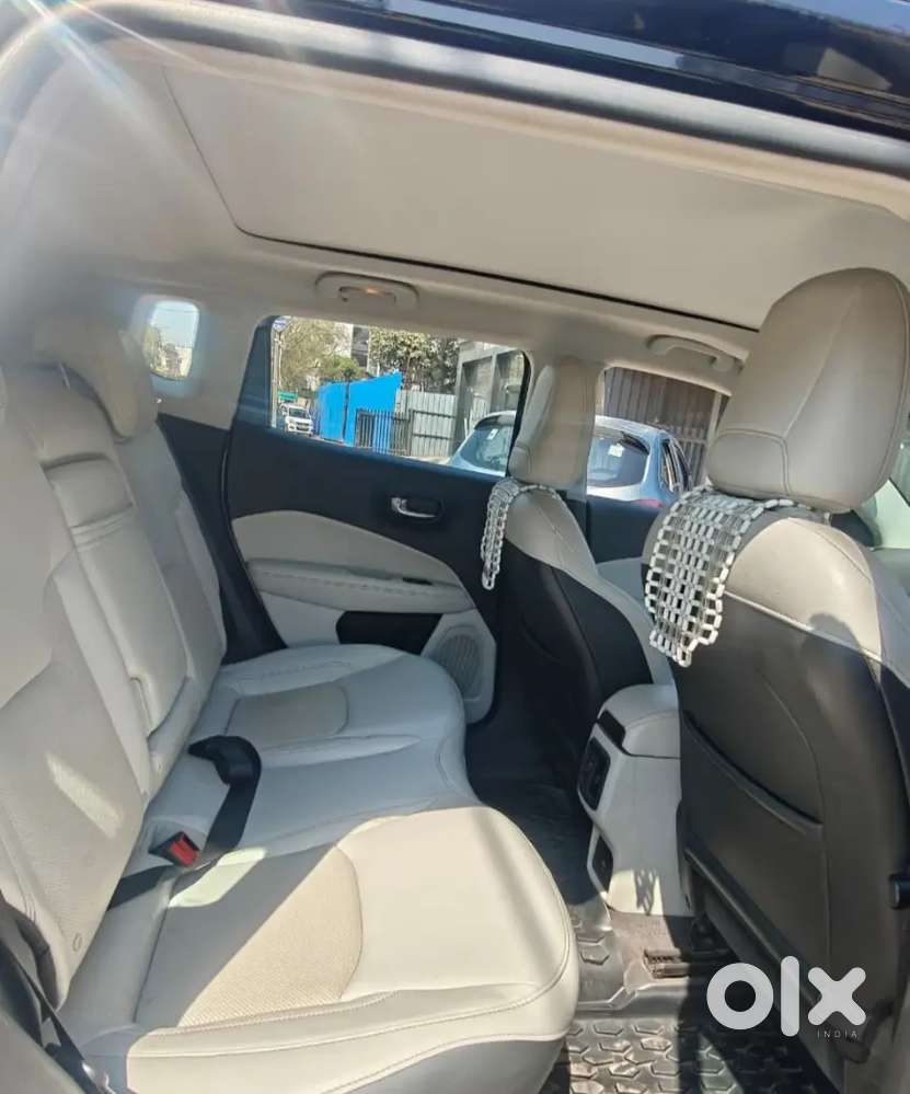 Jeep Compass Top Model Panaromic Sunroof