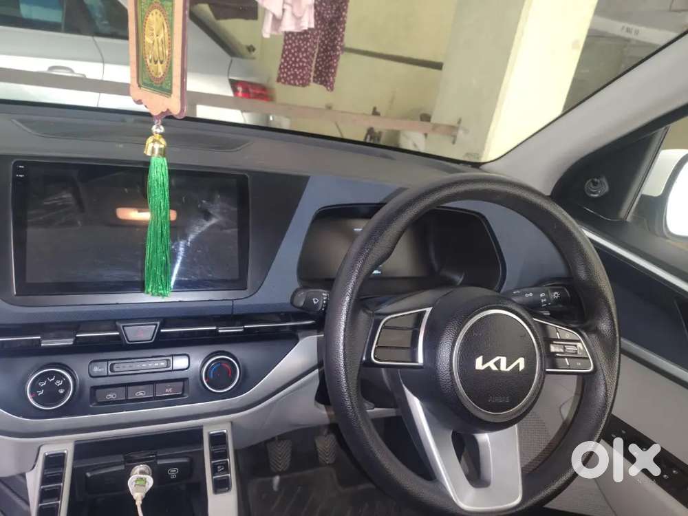 Kia Carens 1.5 Petrol 2023
