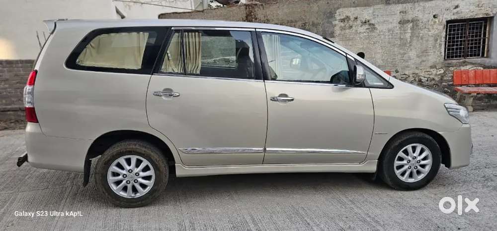 Toyota Innova Diesel 2014 Second Owner