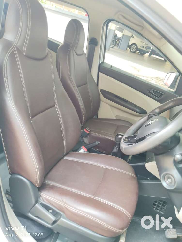 Renault Triber Rxt, 2021, Petrol