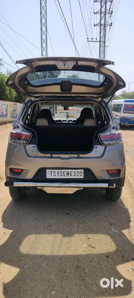 Mahindra Kuv100 Nxt 2017 Petrol