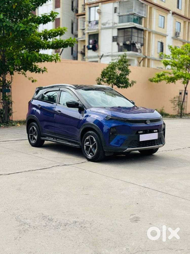 Tata Nexon Fearless Plus Purple 1.5 Revotorq Diesel 6amt Dual Tone, ..