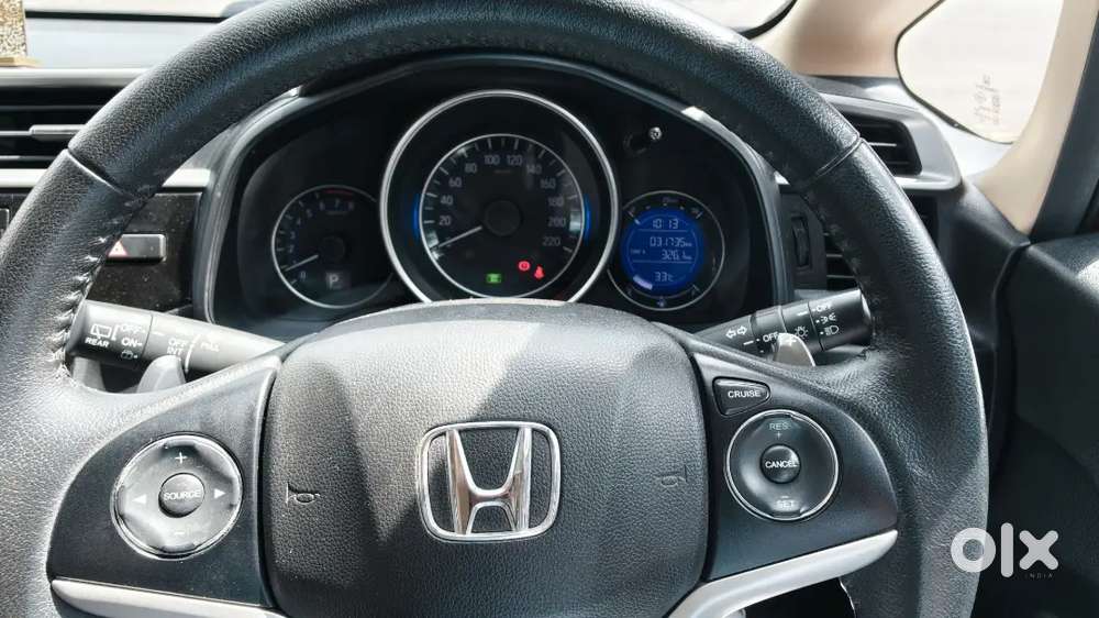 Honda Jazz 1.2 Zx Petrol 2022
