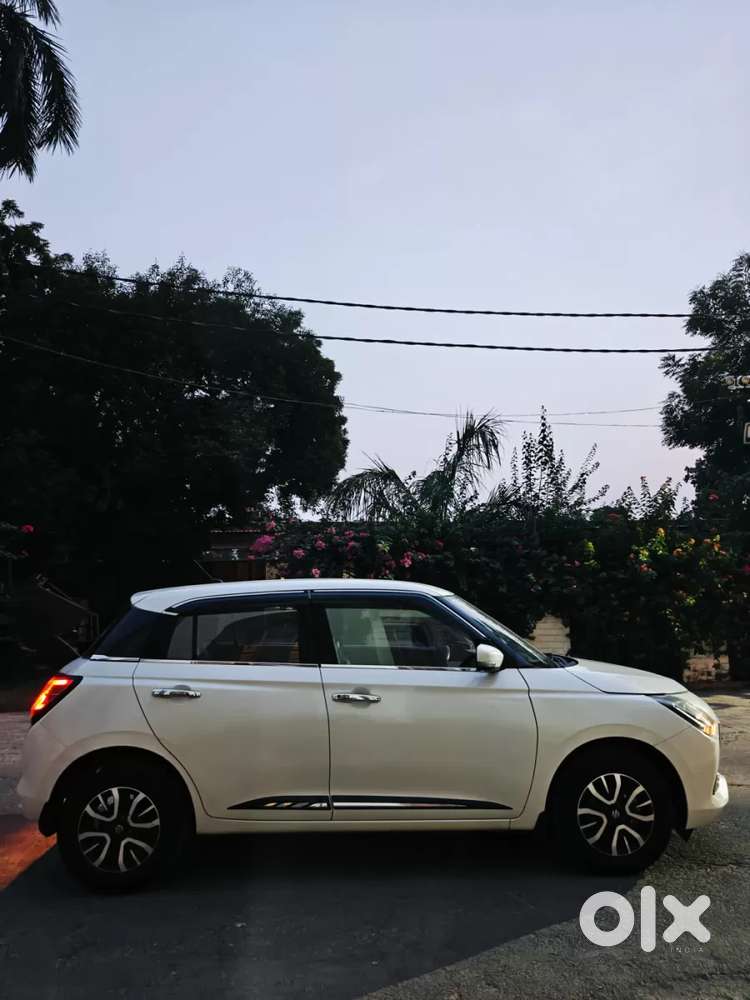 Maruti Suzuki New-gen Swift, 2024, Petrol