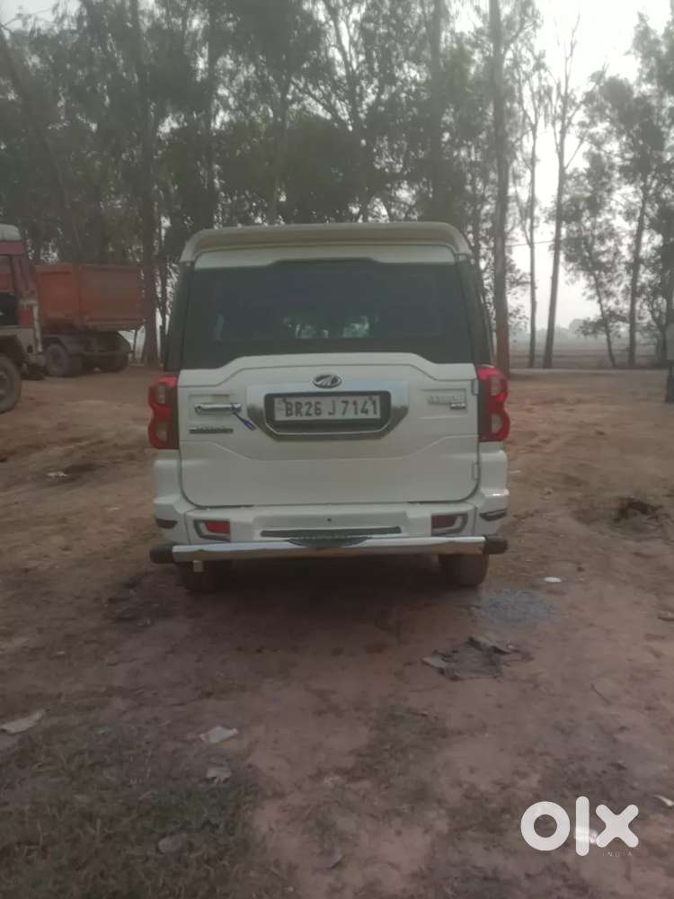 Mahindra Scorpio S4 2016 डीज़ल