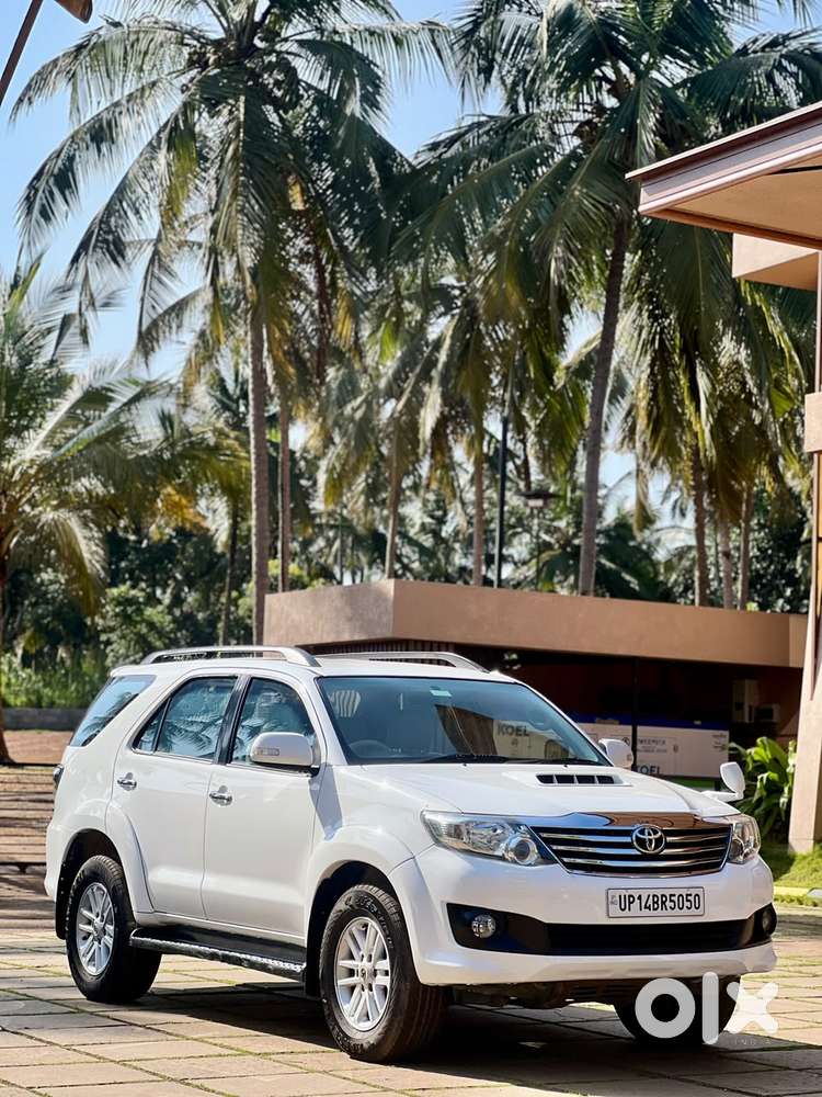 Toyota Fortuner 3.0 4x4 Manual, 2012, Diesel