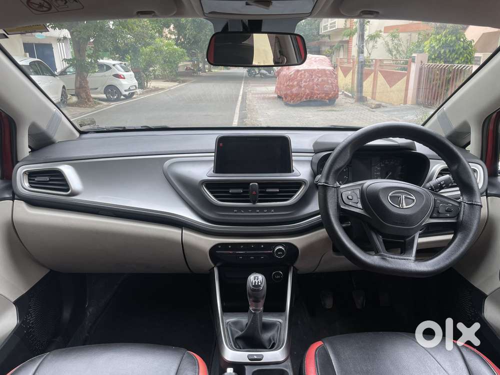 Tata Altroz Xz, 2023, Petrol