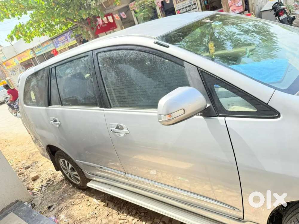 Toyota Innova 2015 Ending  Diesel Well Maintained