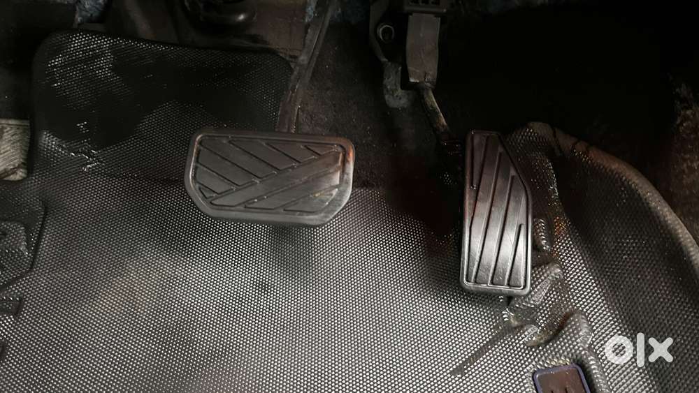 Maruti Suzuki Fronx Alpha 1.0l Turbo 6 At, 2023, Petrol
