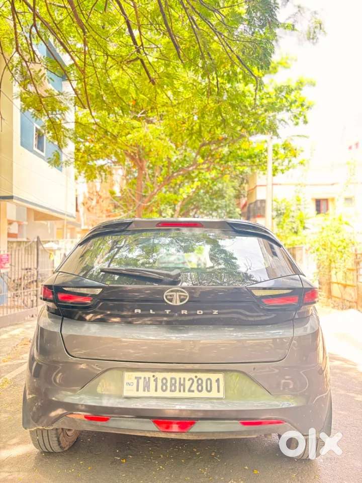 Tata Altroz Xz, 2022, Petrol