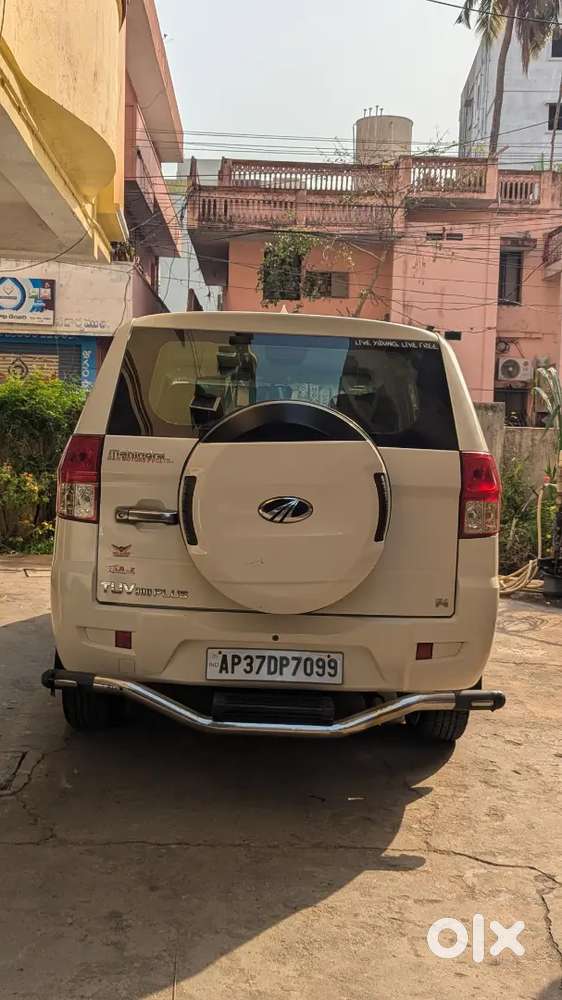 Mahindra Tuv 300 Plus 2018 Diesel Well Maintained