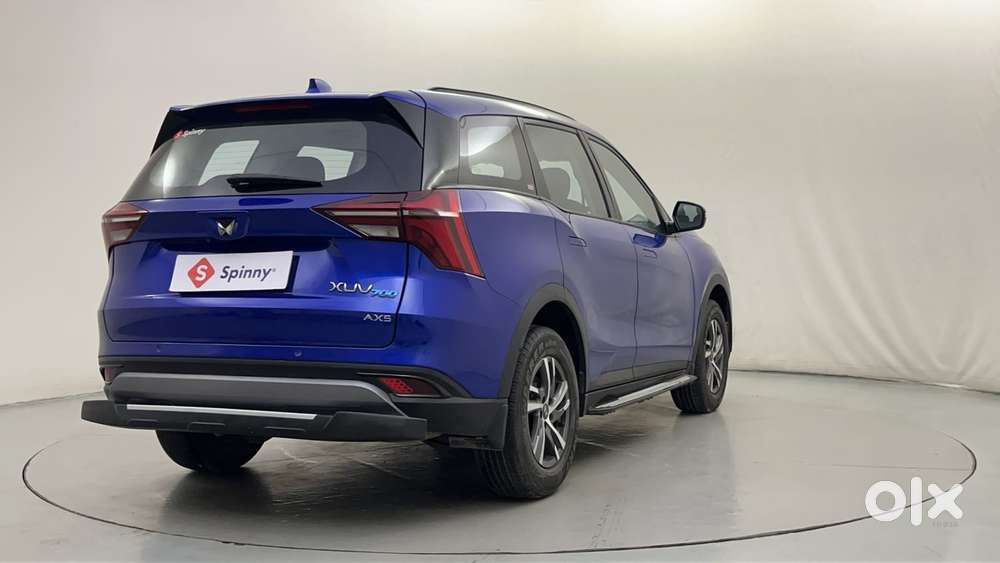 Mahindra Xuv700 2.0 Ax 5 Petrol At Str, 2023, Petrol