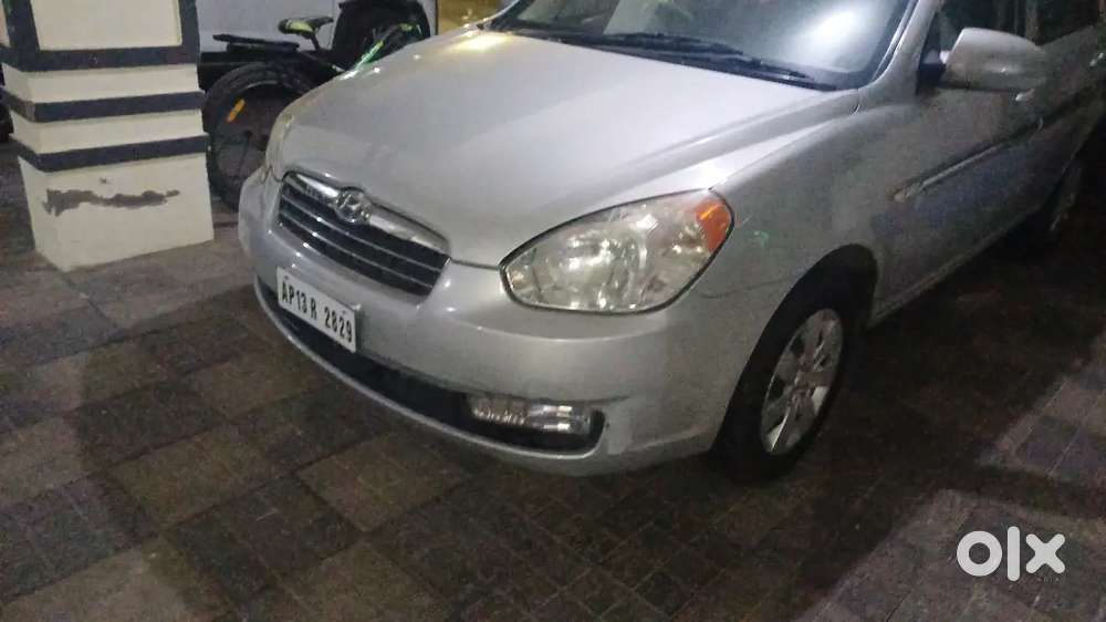 Hyundai Verna 2010 Model