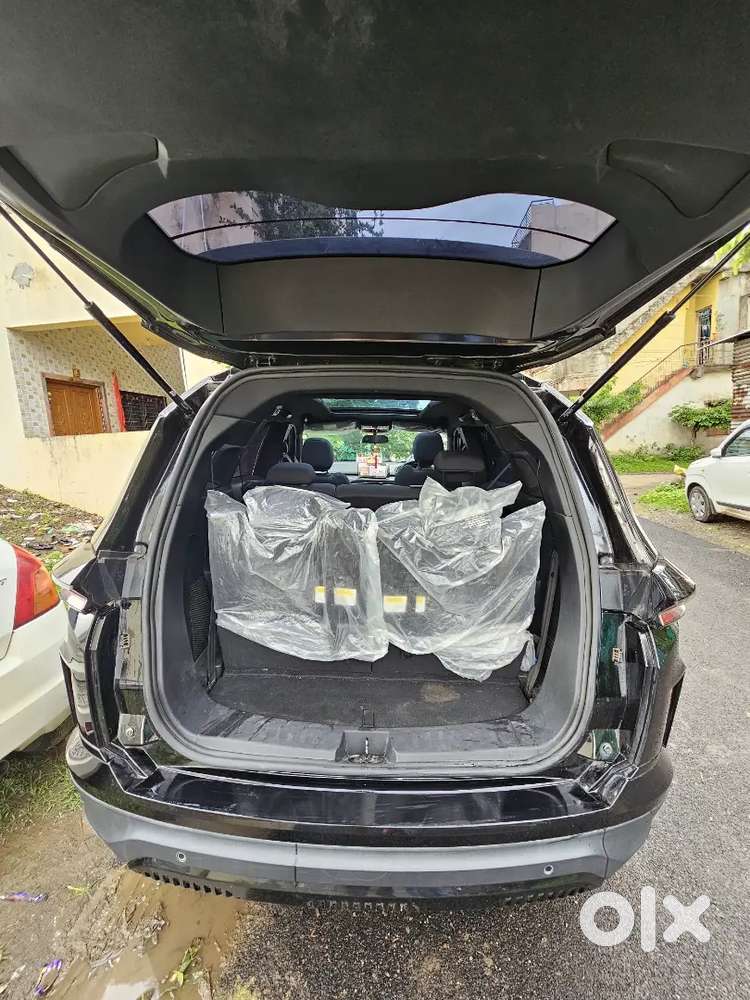 Tata Safari Dark Plus Nov 2025 Edition