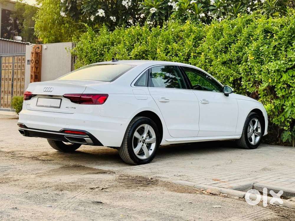 Audi A4 2.0 Technology 40 Tfsi, 2024, Petrol