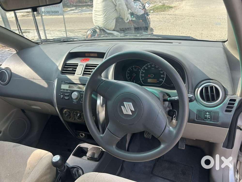 Maruti Suzuki Sx4 Vxi Bsiv, 2009, Petrol