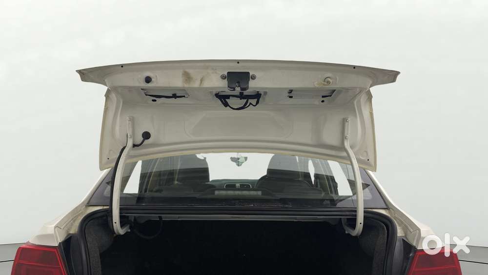 Volkswagen Ameo 1.5 Tdi Highline, 2016, Diesel