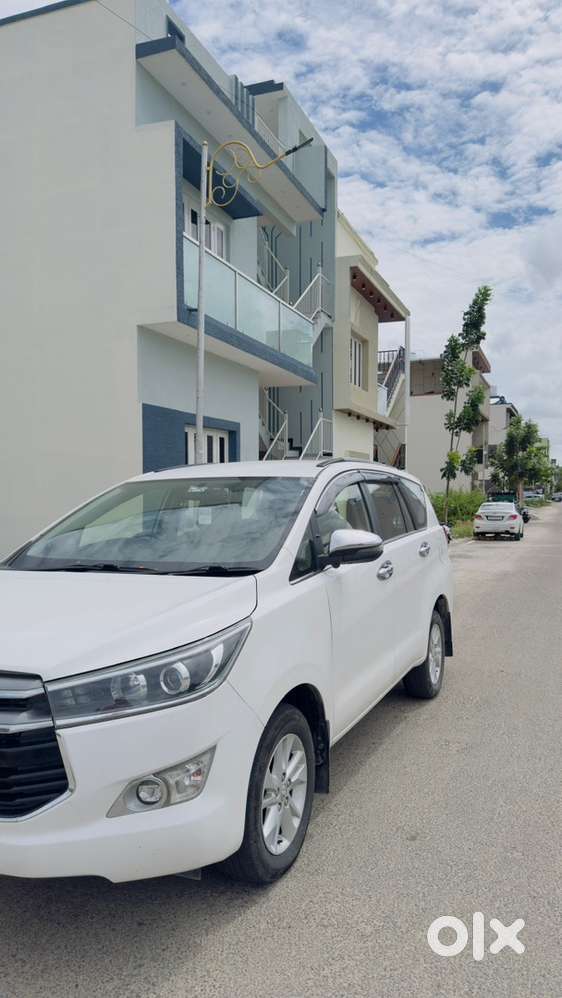 Toyota Innova Crysta 2020