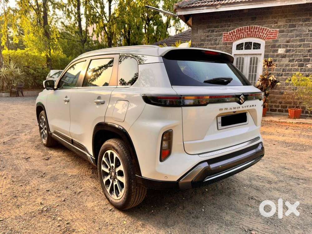 Maruti Suzuki Grand Vitara 1.5 Alpha Smart Hybrid At, 2022, Petrol