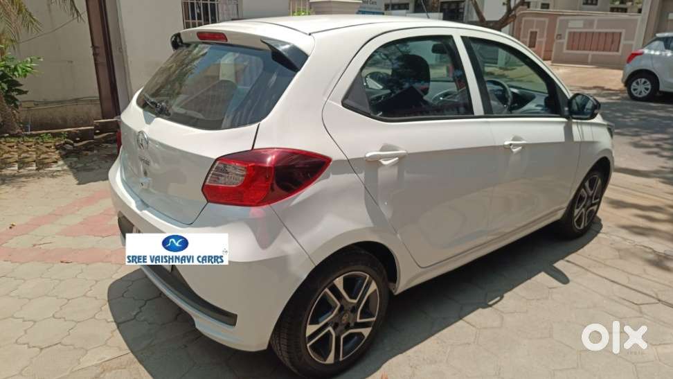 Tata Tiago 1.2 Revotron Xza, 2020, Petrol