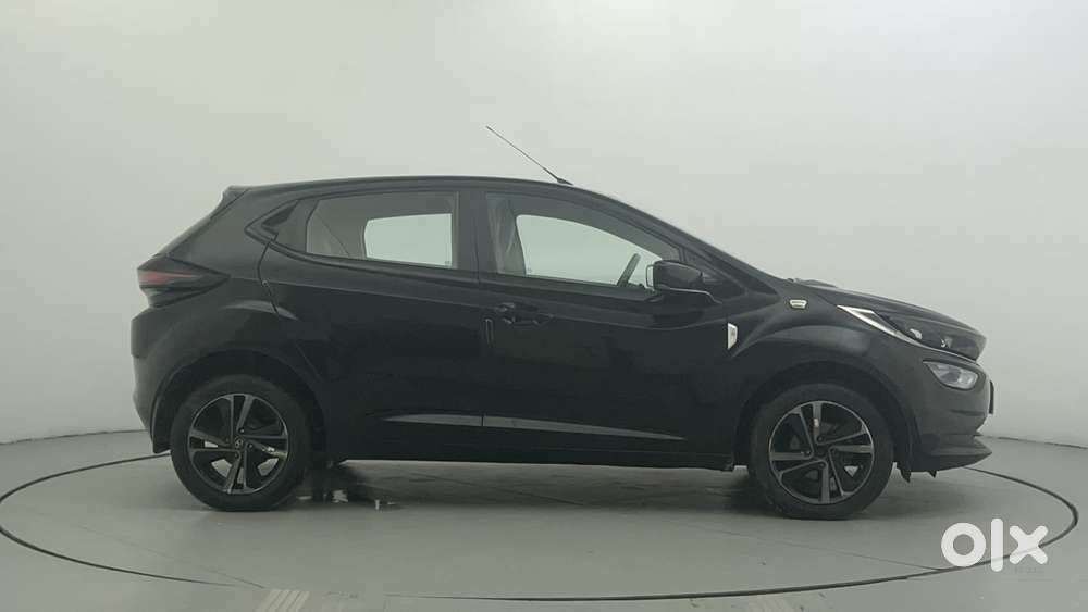 Tata Altroz Xza Plus (s) Dark Edition, 2022, Petrol