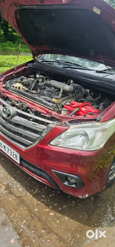Toyota Innova 2015 Diesel 200000 Km Driven