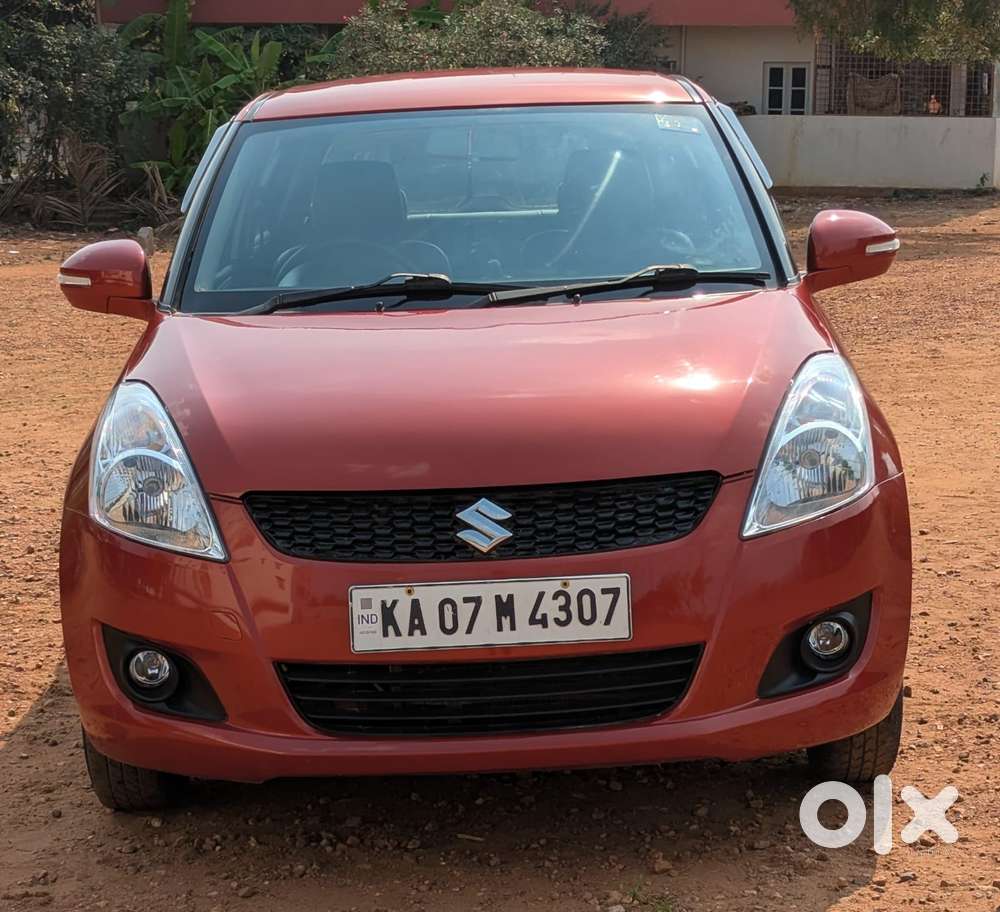 Maruti Suzuki Swift Vxi With Abs, 2012, Petrol