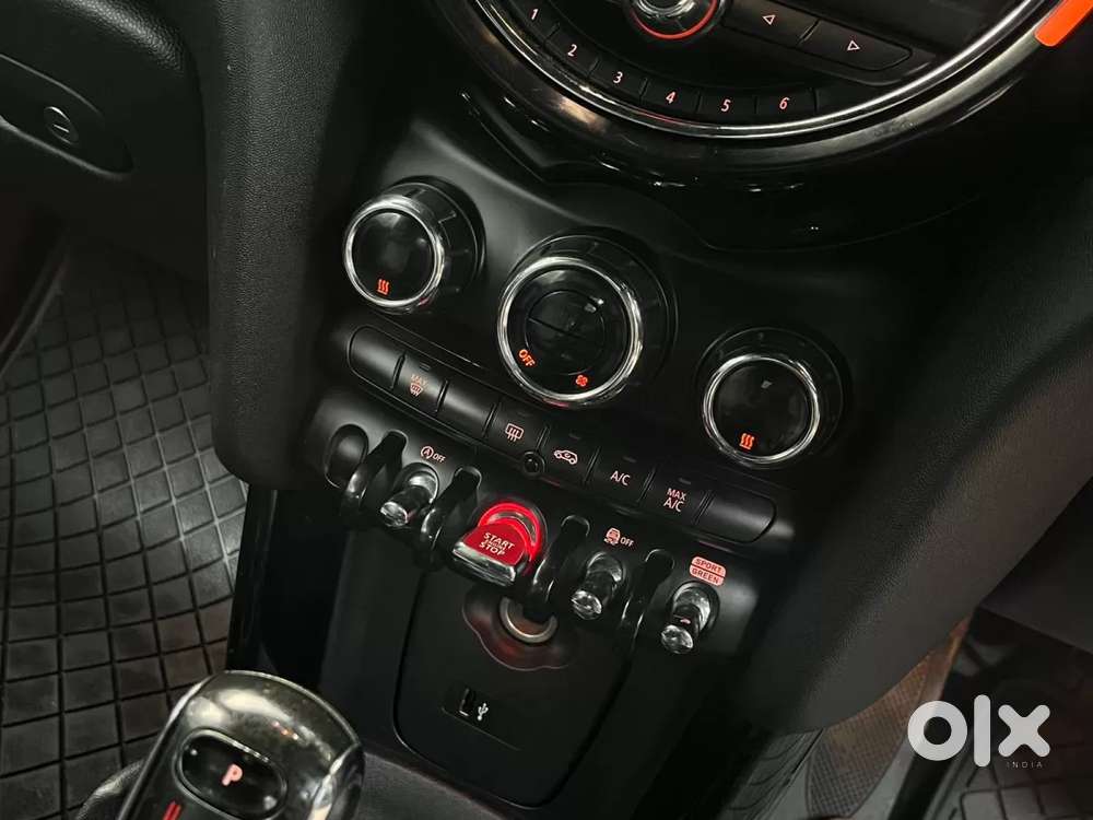 Mini Cooper Convertible, 2018, Petrol