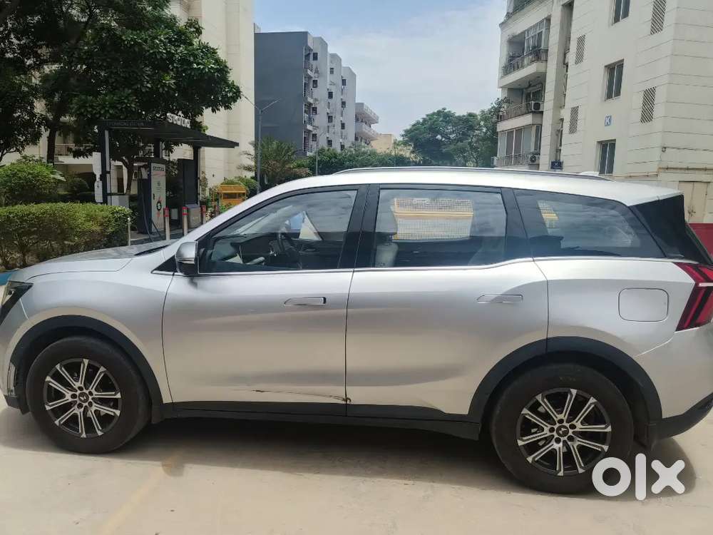 023 Mahindra Xuv700 Ax7l  Feb 2023  25,000 Km  Single Owner  Ncr